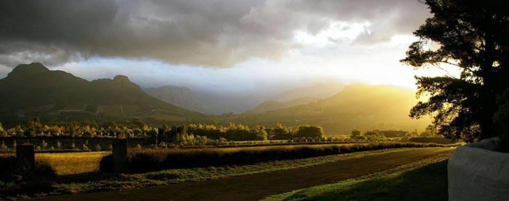 L'Auberge Chanteclair Franschhoek Bagian luar foto